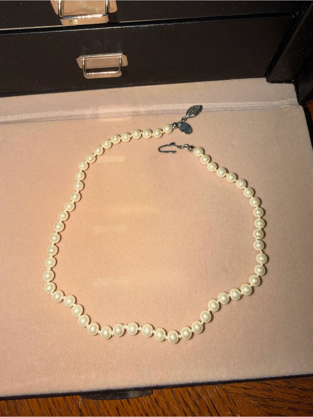 Classic Pearl Necklace - White Pearls